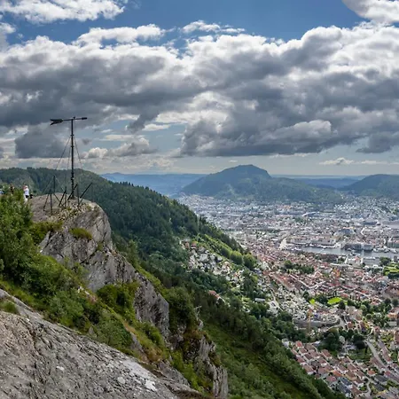 New Sandviken With Stunning View Apartmán Bergen